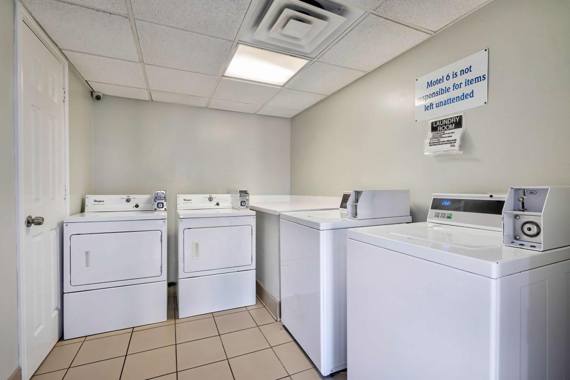 Motel 6-Bryan, Tx - College Station Exteriör bild