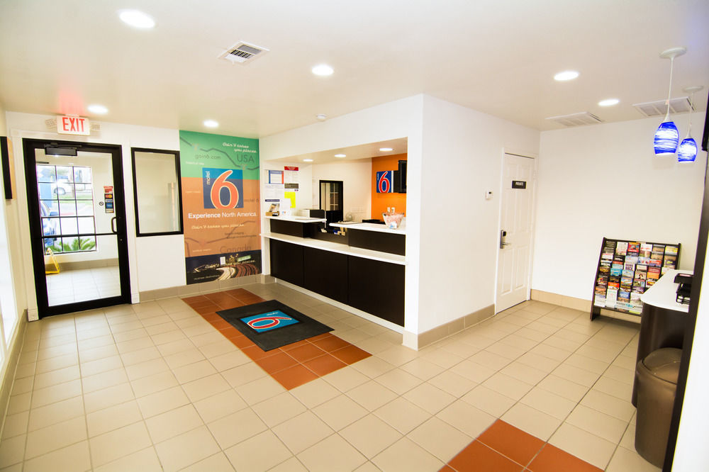 Motel 6-Bryan, Tx - College Station Exteriör bild